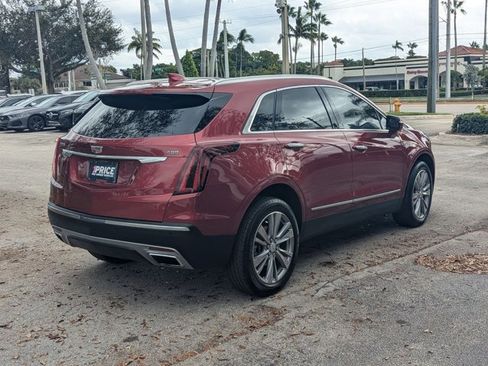Used 2024 Cadillac XT5 Premium Luxury image 5