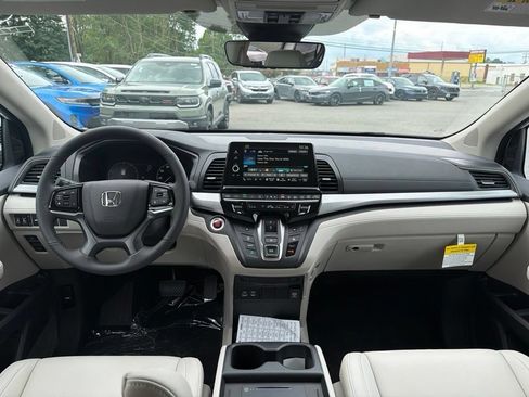 New 2026 Honda Odyssey EX-L image 6