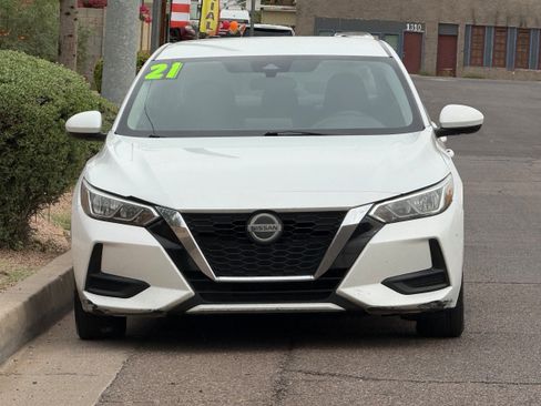 Used 2021 Nissan Sentra SV FWD image 2