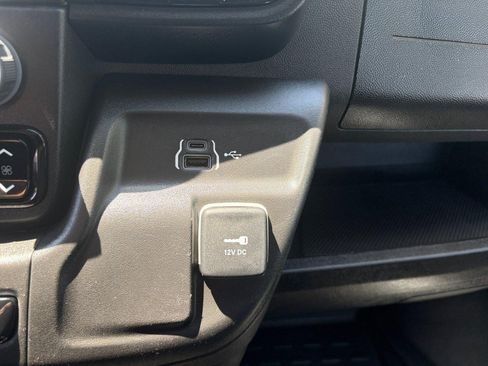 Used 2023 RAM ProMaster 2500 FWD image 29