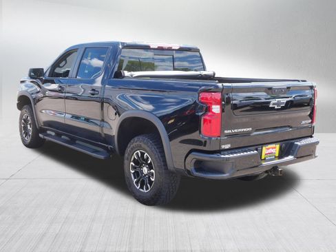 Used 2023 Chevrolet Silverado 1500 ZR2 w/ Technology Package AWD/4WD image 5