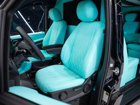 Used 2023 Mercedes-Benz Metris Passenger image 18