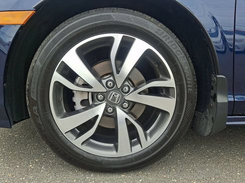 Used 2024 Honda Odyssey Touring image 9