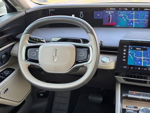 Certified 2024 Lincoln Nautilus Reserve w/ Equipment Group 202A image 12