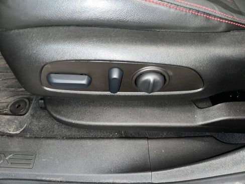 Certified 2022 Chevrolet Equinox RS w/ LPO, Floor Liner Package image 6