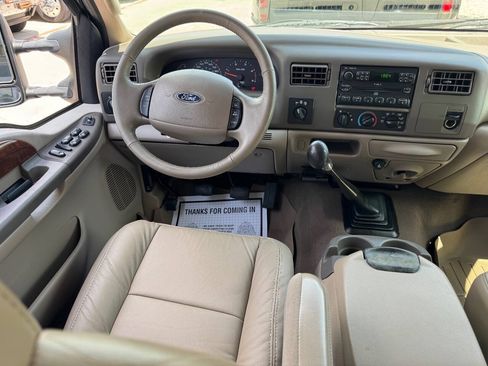 Used 2004 Ford F350 XL AWD/4WD image 2