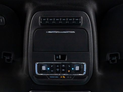 Used 2025 Ford F150 Raptor image 29