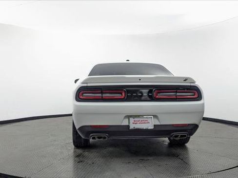 Used 2023 Dodge Challenger GT AWD/4WD image 7