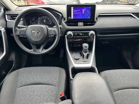 Used 2024 Toyota RAV4 XLE w/ Convenience Package AWD/4WD image 18