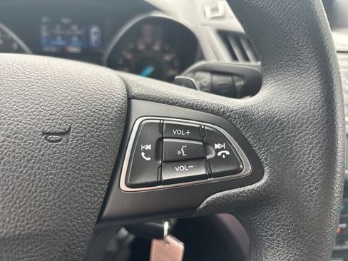Used 2017 Ford Escape SE FWD image 16
