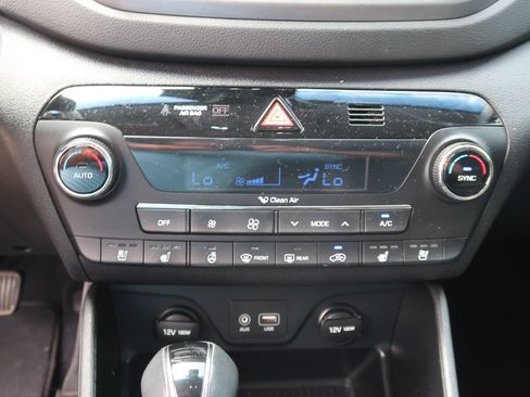 Used 2018 Hyundai Tucson Limited w/ Ultimate Package 02 FWD image 15