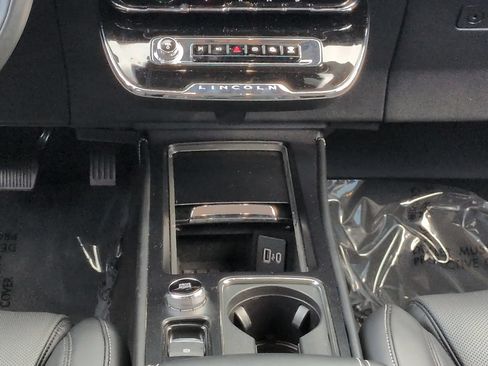 Certified 2024 Lincoln Corsair Grand Touring w/ Equipment Group 302A AWD/4WD image 19