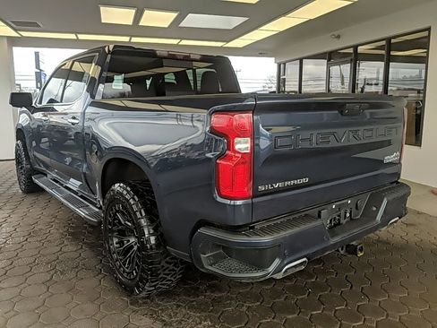 Used 2021 Chevrolet Silverado 1500 High Country w/ Technology Package image 9