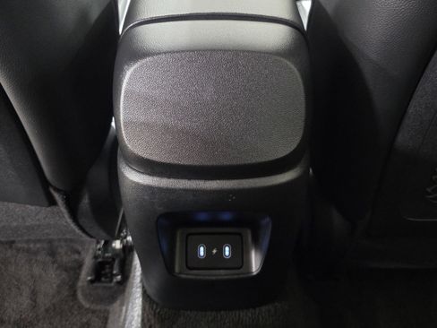 Certified 2025 Hyundai Elantra Limited image 16