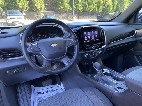 Used 2023 Chevrolet Traverse LT FWD image 33