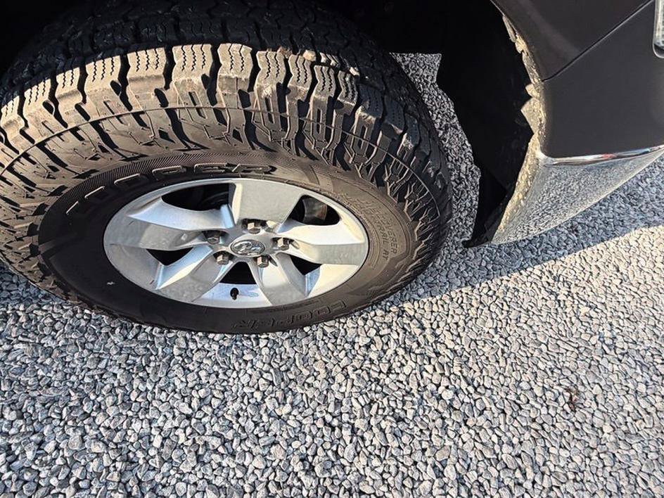 Used 2015 RAM 1500 Tradesman w/ Popular Equipment Group AWD/4WD image 19