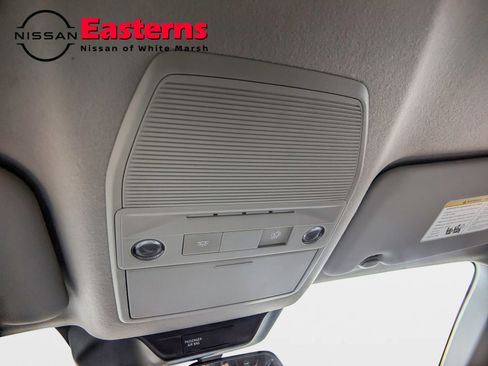 New 2025 Nissan Kicks SR image 19