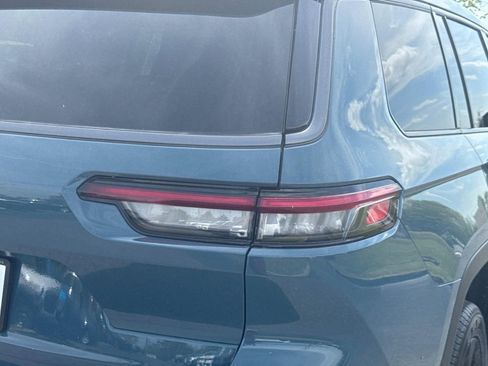 New 2026 Jeep Grand Cherokee L Limited AWD/4WD image 12
