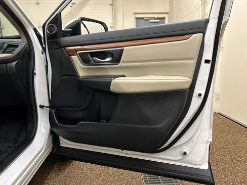 Used 2022 Honda CR-V EX-L image 16