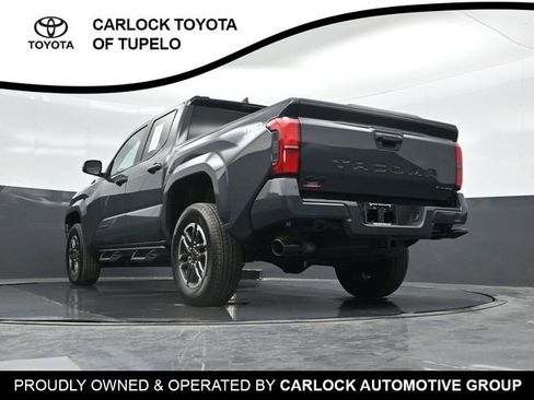 Used 2025 Toyota Tacoma TRD Sport AWD/4WD image 47