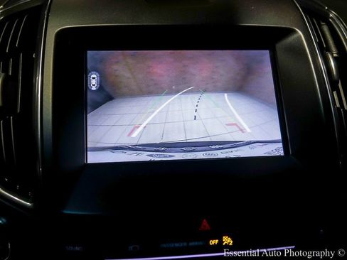 Used 2019 Ford Edge Titanium w/ Equipment Group 301A image 25