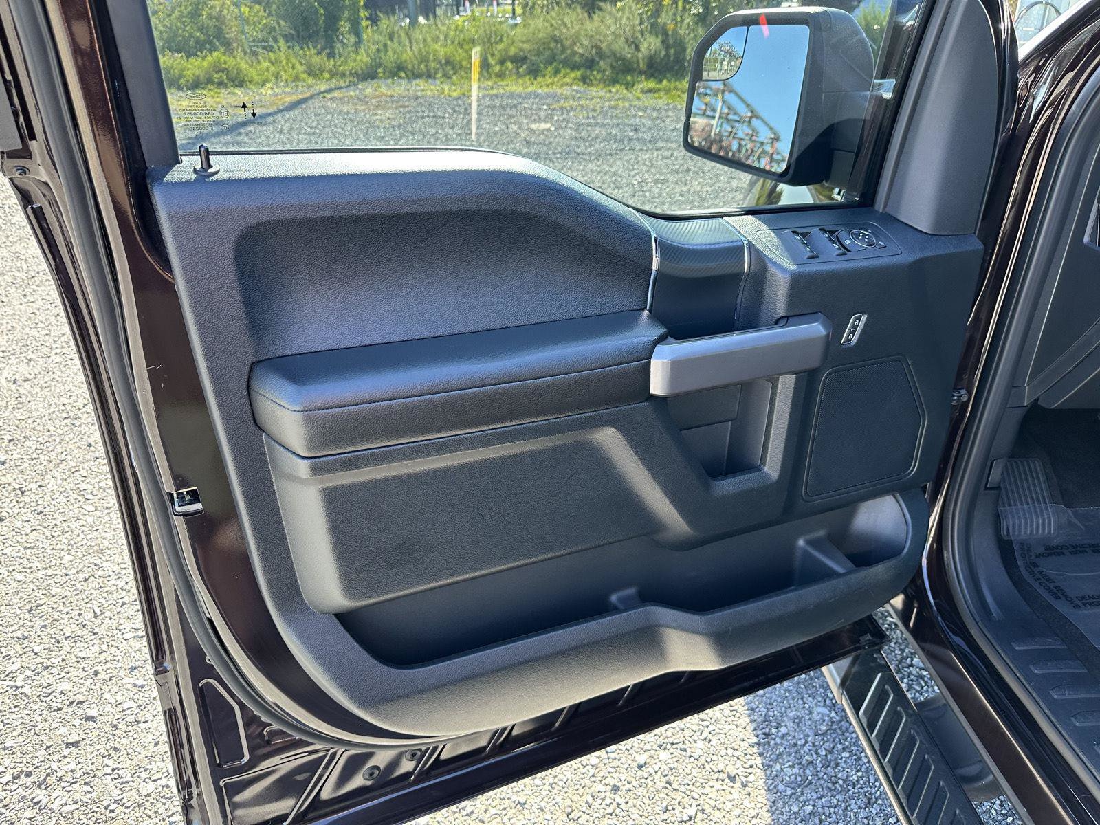 Used 2020 Ford F150 XLT w/ Equipment Group 302A Luxury AWD/4WD image 13