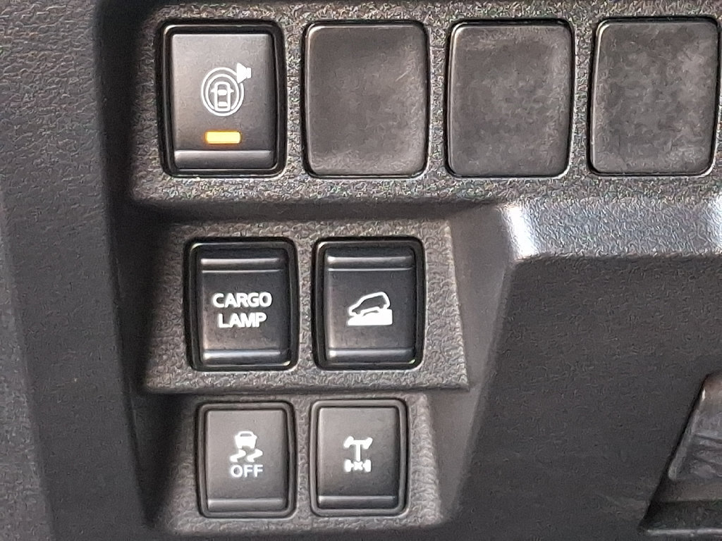 Certified 2025 Nissan Frontier PRO-4X AWD/4WD image 25