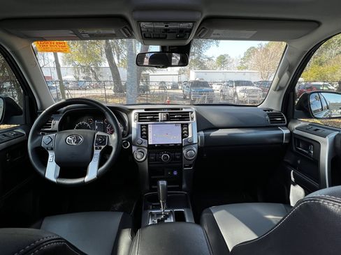 Used 2022 Toyota 4Runner SR5 Premium image 37
