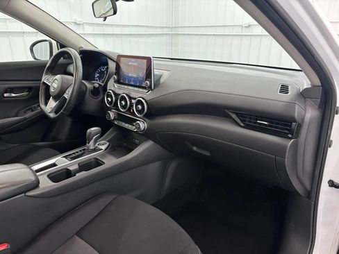 Used 2021 Nissan Sentra SV FWD image 35
