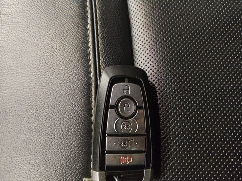 Used 2020 Ford Explorer ST AWD/4WD image 32