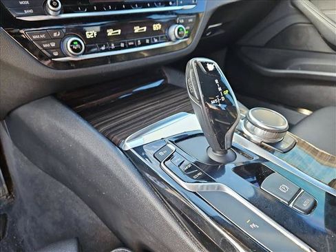 Used 2018 BMW 530i xDrive w/ Premium Package AWD/4WD image 10