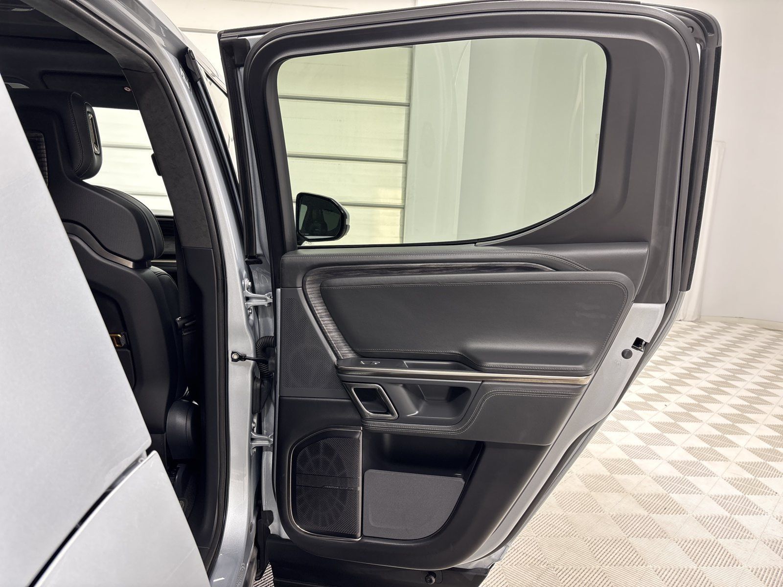 Used 2022 Rivian R1T Launch Edition AWD/4WD image 19
