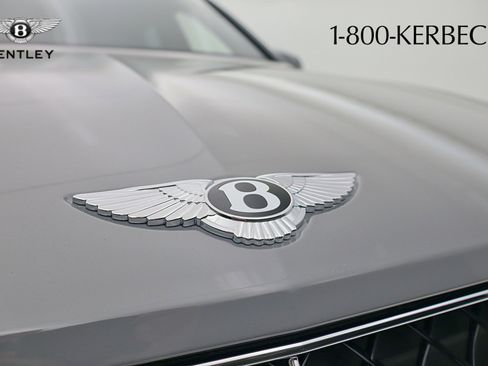 New 2025 Bentley Bentayga image 11