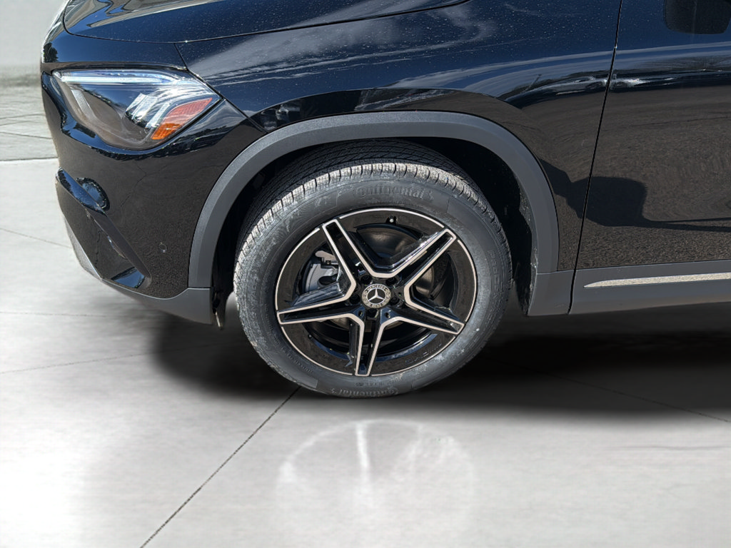 Certified 2026 Mercedes-Benz GLA 250 4MATIC image 9
