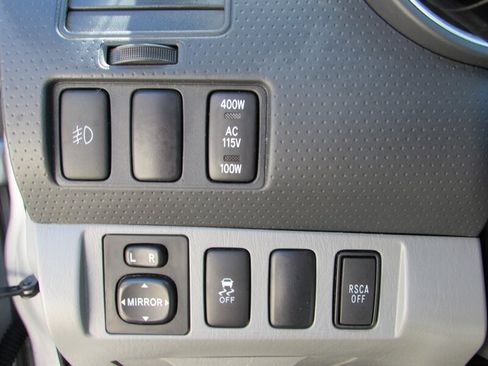 Used 2010 Toyota Tacoma PreRunner RWD image 19
