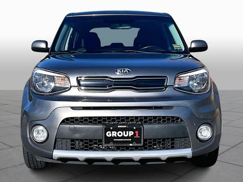 Used 2018 Kia Soul + image 3