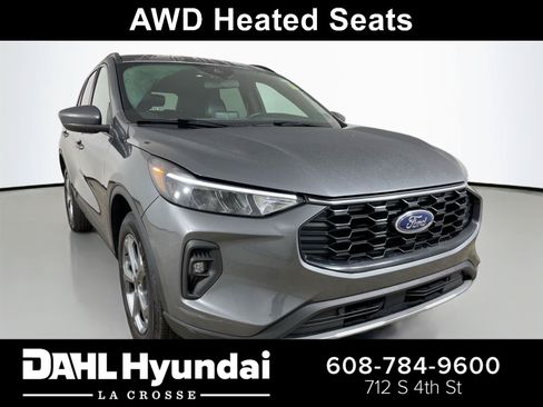 Used 2025 Ford Escape ST-Line Select AWD/4WD image 1