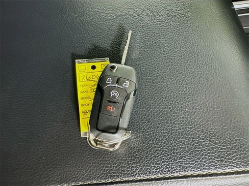 Used 2022 Ford F250 Lariat w/ Lariat Value Package image 42