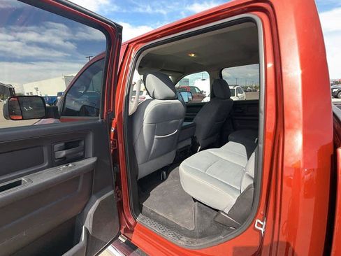 Used 2013 RAM 2500 Tradesman w/ Chrome Appearance Group AWD/4WD image 19