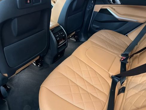 Used 2023 BMW X5 xDrive40i w/ Executive Package image 4