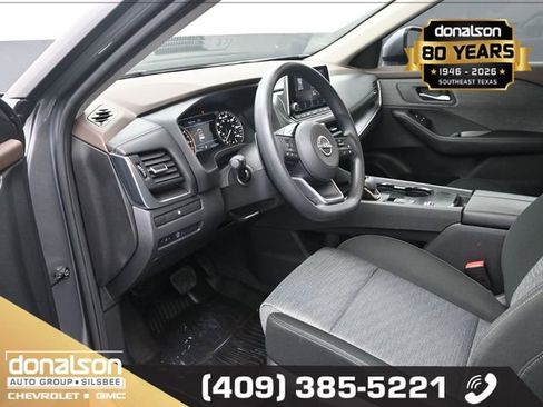 Used 2023 Nissan Rogue SV image 7