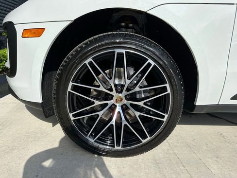 Used 2026 Porsche Macan image 45