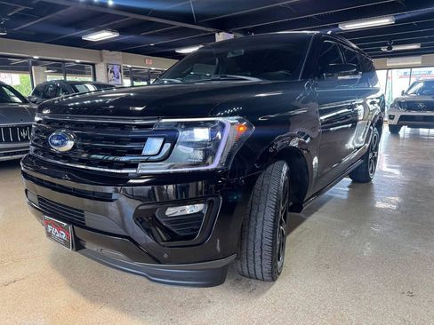 Used 2020 Ford Expedition Limited w/ Equipment Group 303A RWD image 3