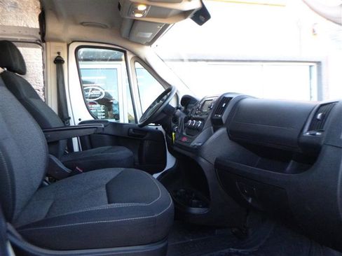 Used 2018 RAM ProMaster 1500 w/ Interior Convenience Group image 9