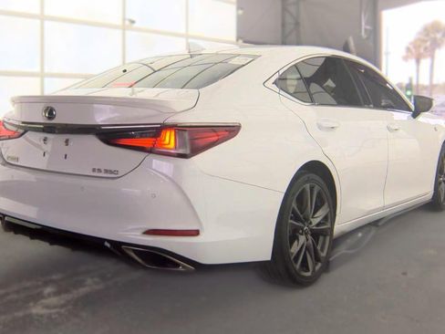 Used 2021 Lexus ES 350 F Sport w/ Accessory Package FWD image 3