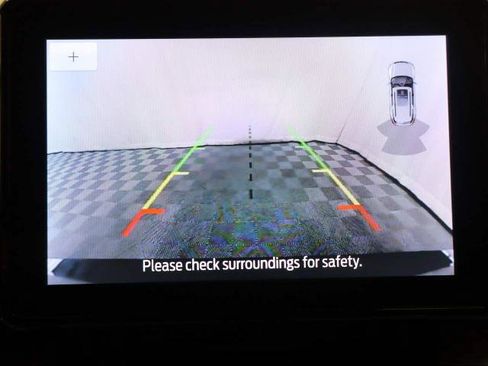 Certified 2023 Ford Explorer XLT w/ Equipment Group 202A image 7