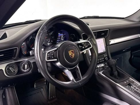 Used 2017 Porsche 911 Carrera RWD image 12