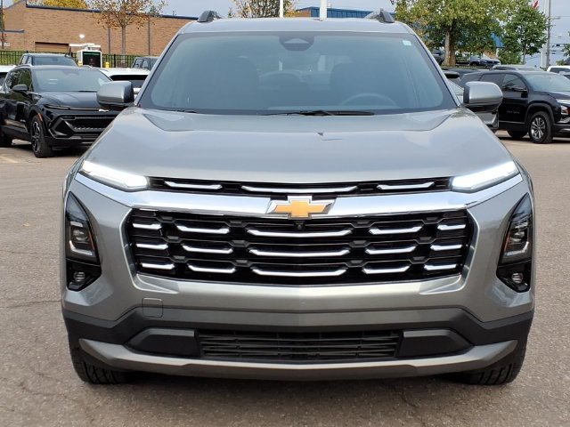 Used 2025 Chevrolet Equinox LT w/ Convenience Package II FWD image 8