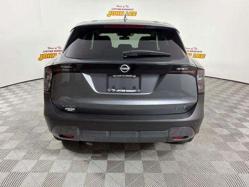 Certified 2025 Nissan Kicks SV w/ Charging Package AWD/4WD image 8