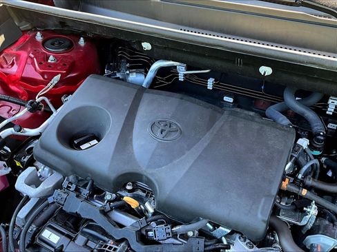 Used 2023 Toyota RAV4 XLE w/ Convenience Package AWD/4WD image 31